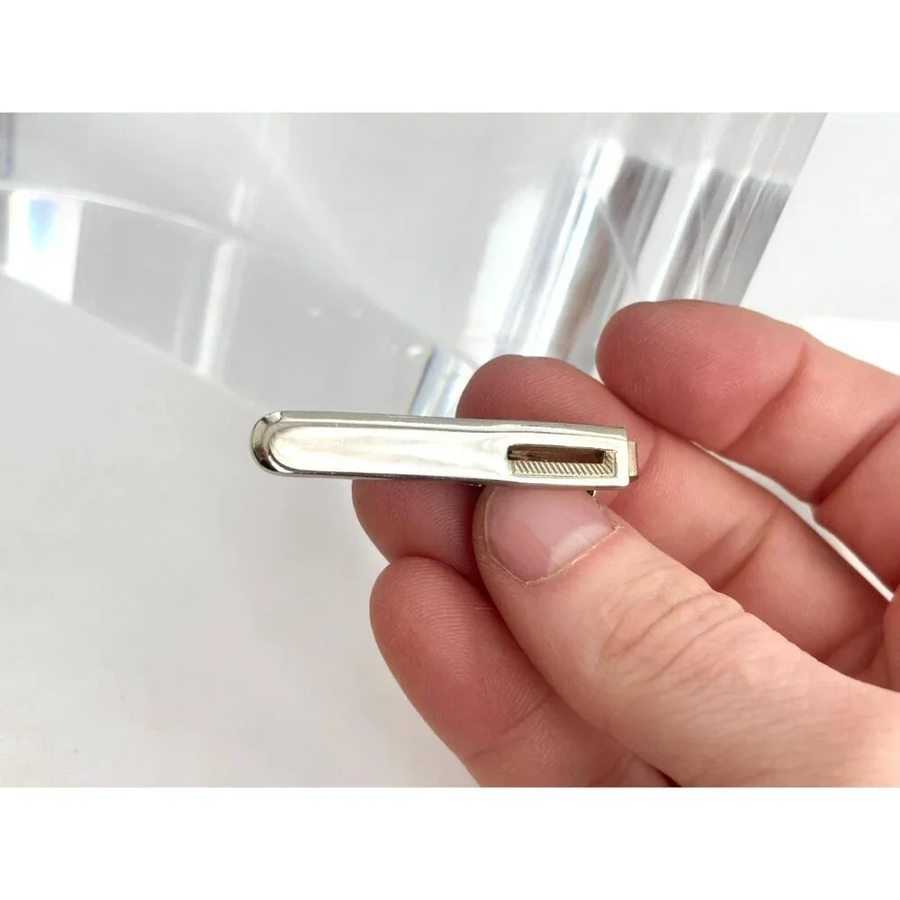 Minimalist 80's Style Smooth Gold Toned Vintage Men's Tie Bar | Tie Clip